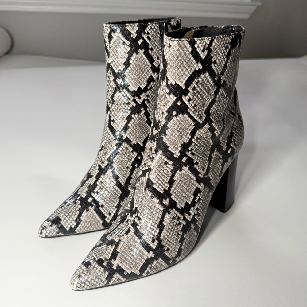 Jeffrey Campbell A13 Python Snake Skin Leather Boots Booties SZ 9